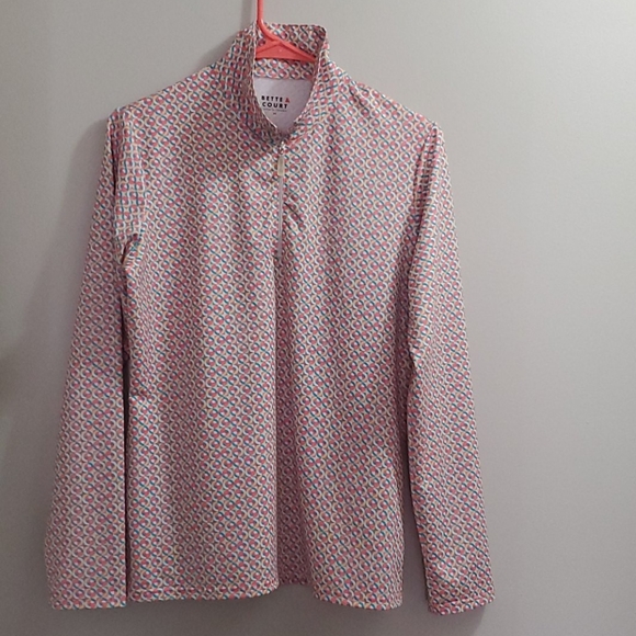 Bette & Court Top - Picture 1 of 12